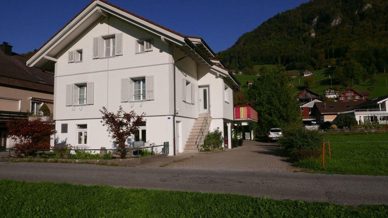 Sandras Flat Apartment Giswil