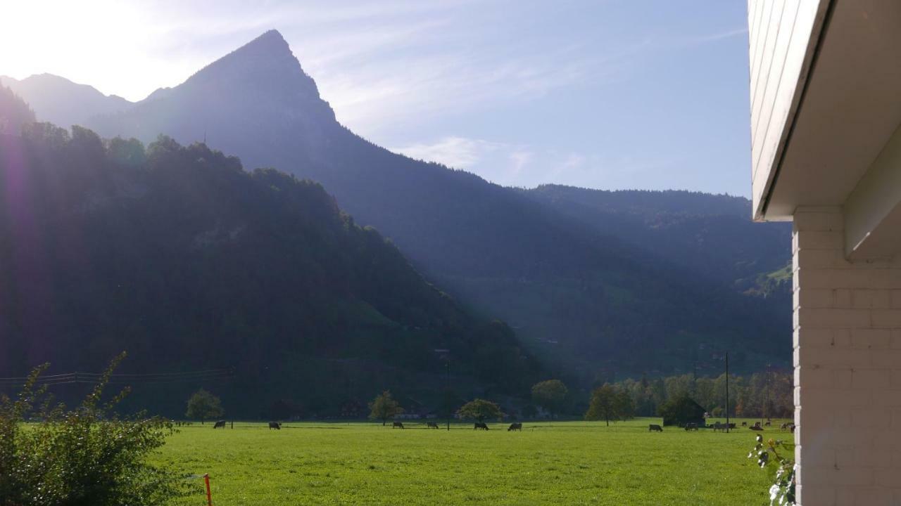 Sandras Flat Apartment Giswil